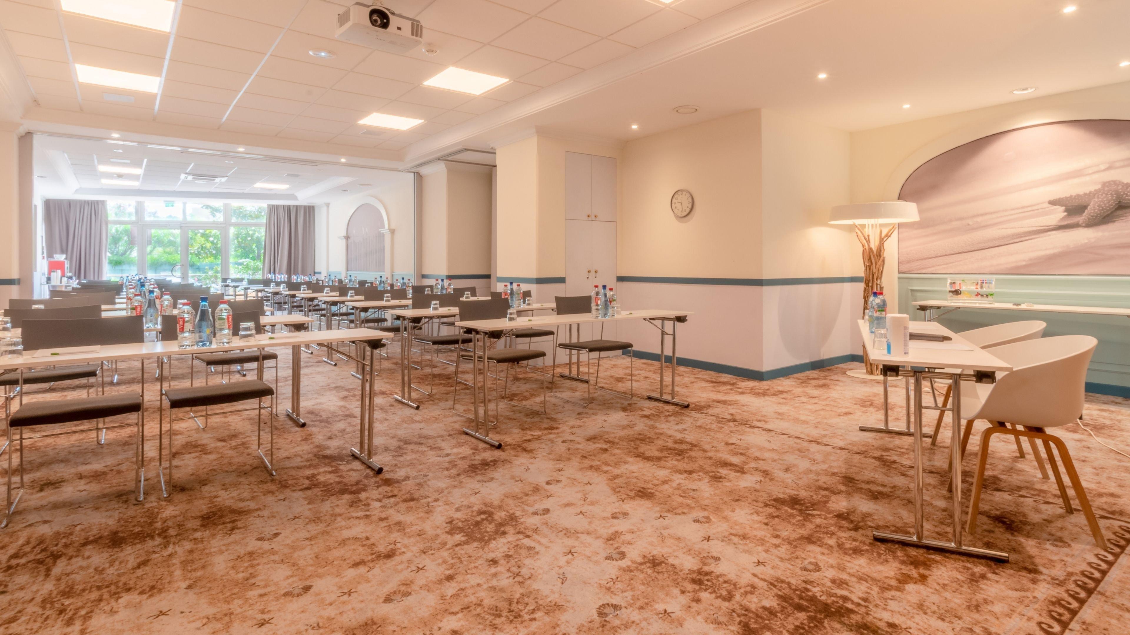 - Port St Laurent By Ihg Hotel