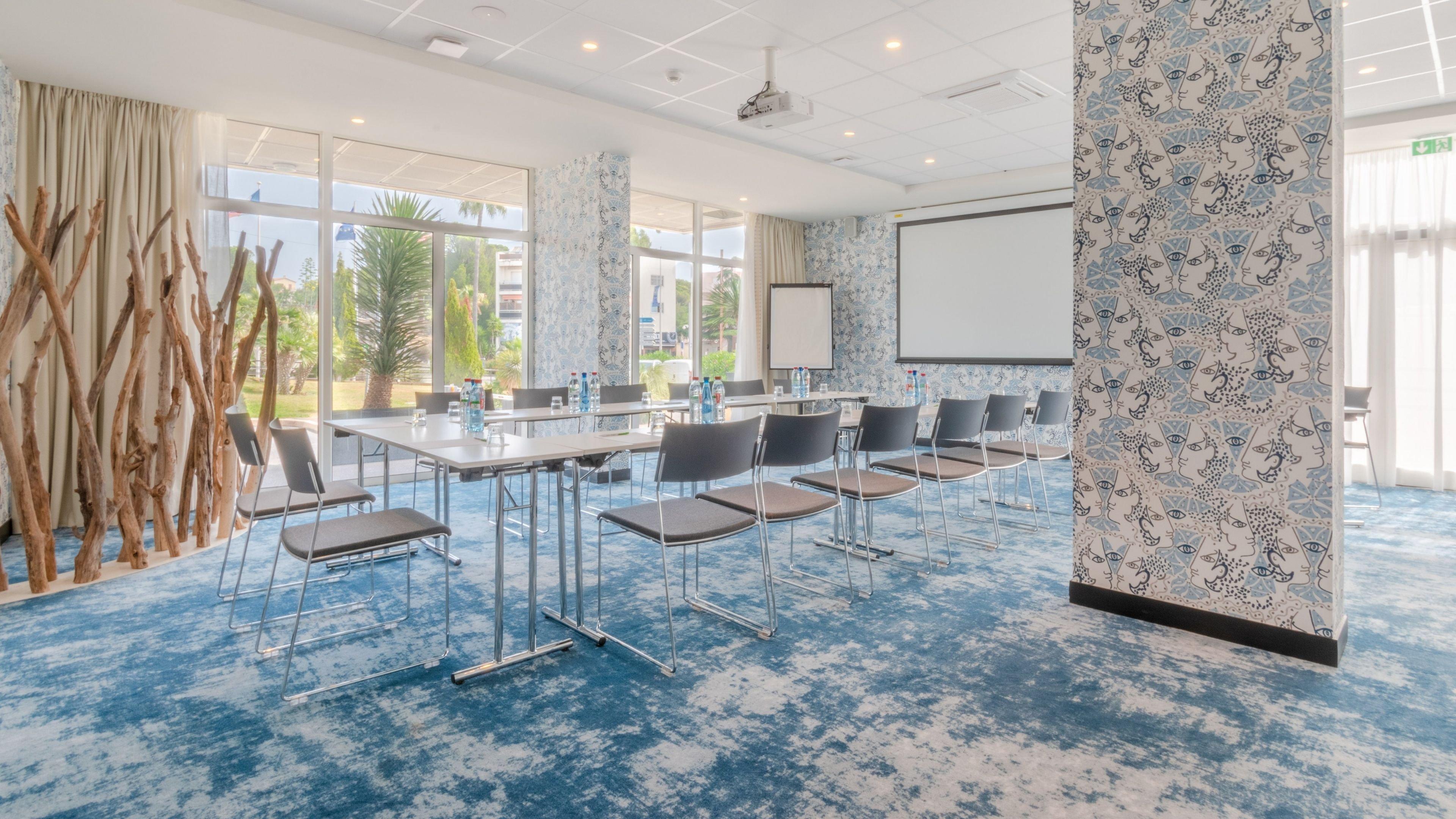 Hotel - Port St Laurent By Ihg