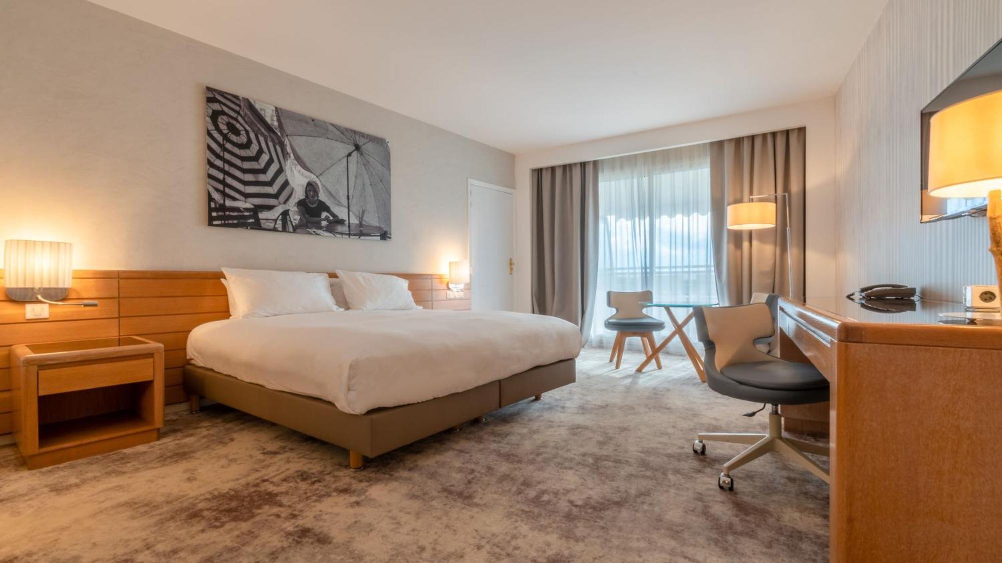 - Port St Laurent By Ihg Hotel Saint-Laurent-du-Var
